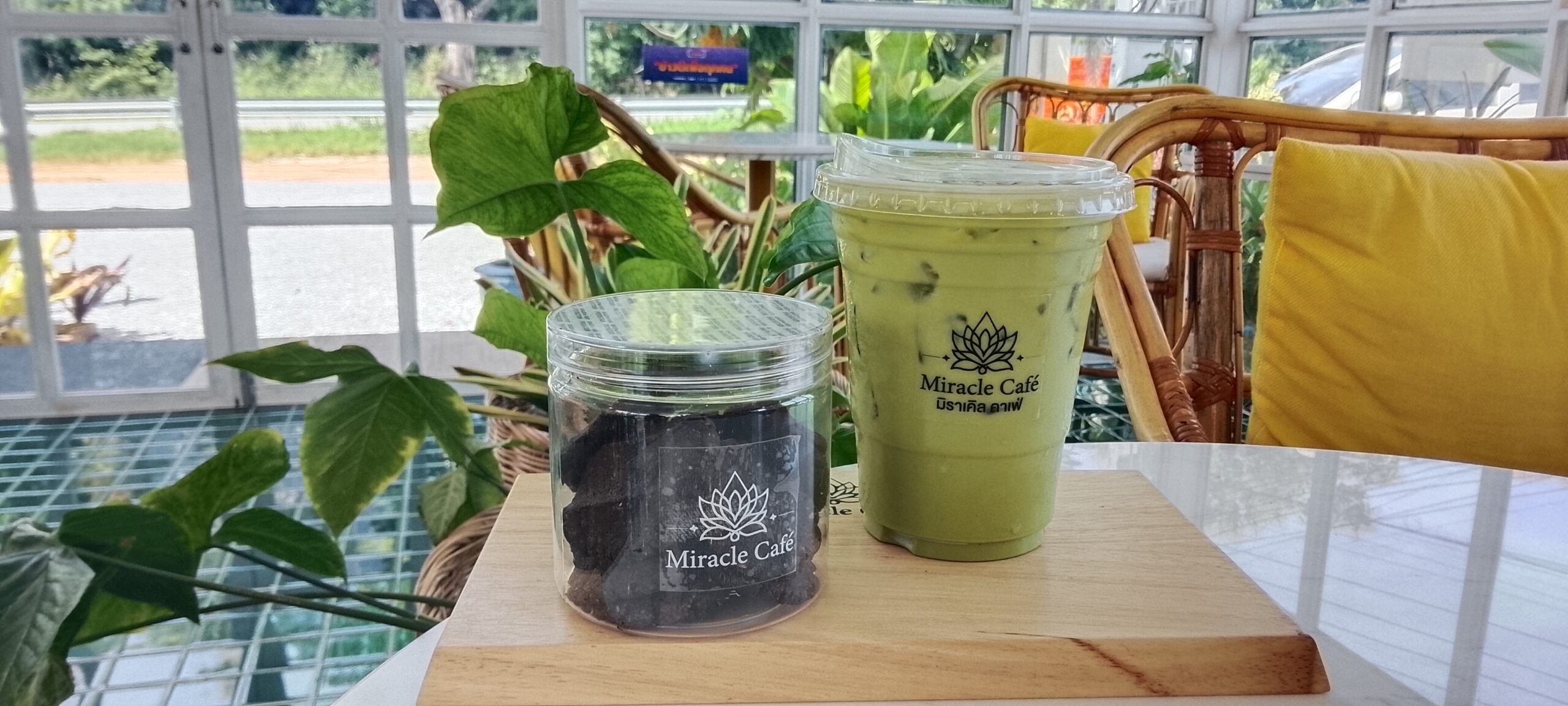 About Miracle Cafe Chonburi
