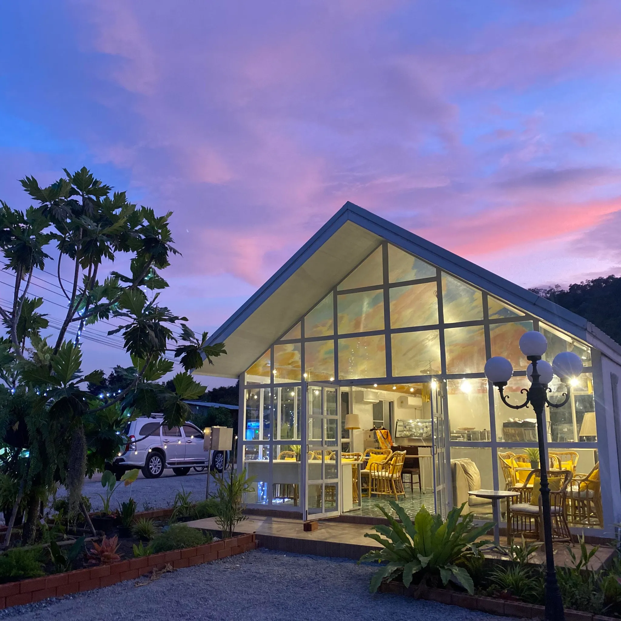 Home Miracle Cafe Chonburi