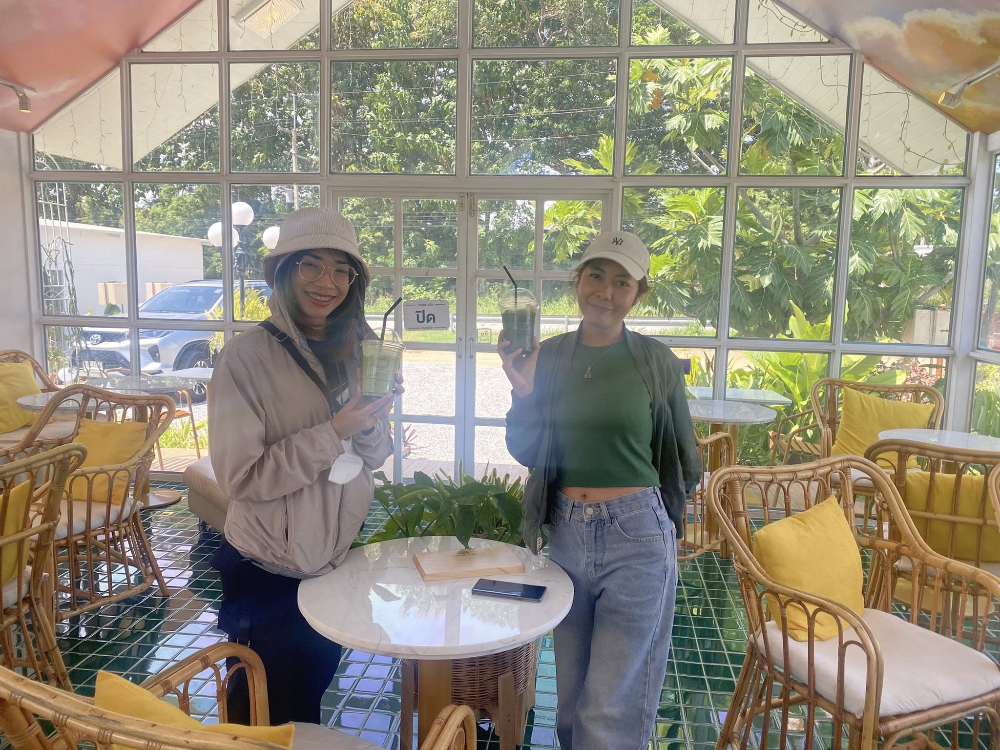 Miracle Cafe ร้านกาแฟสำหรับสายเฮลตี้และคอกาแฟตัวจริง