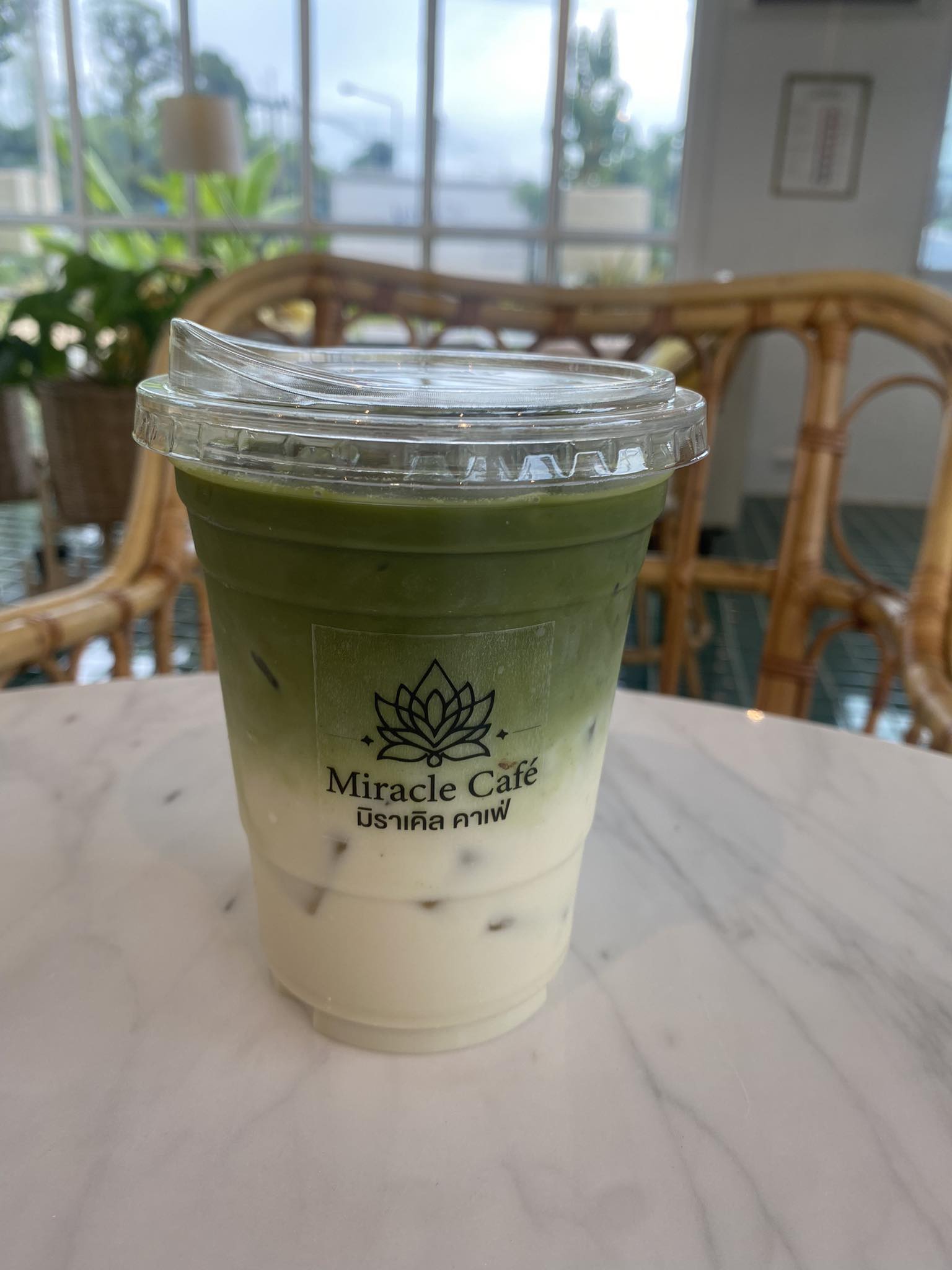 Miracle Cafe | มัทฉะนมโอ๊ท | ดีต่อสุขภาพ